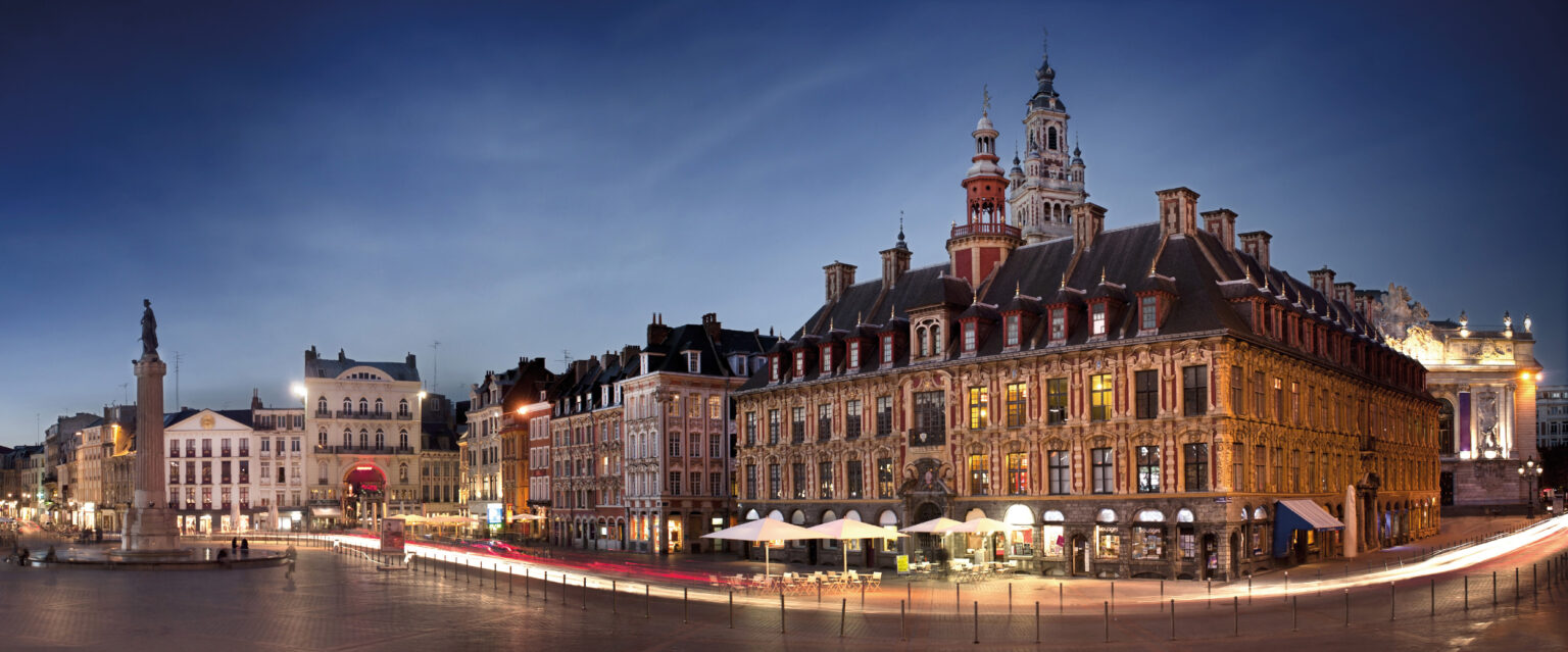 Photo La grand place de lille la nuit